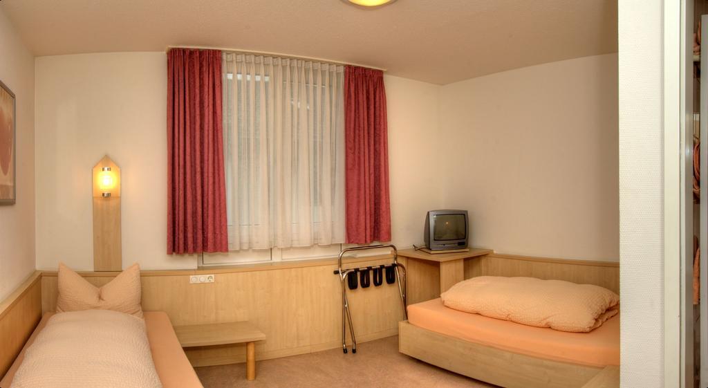 Hotel Restaurant Fallerhof Bad Krozingen Exteriör bild