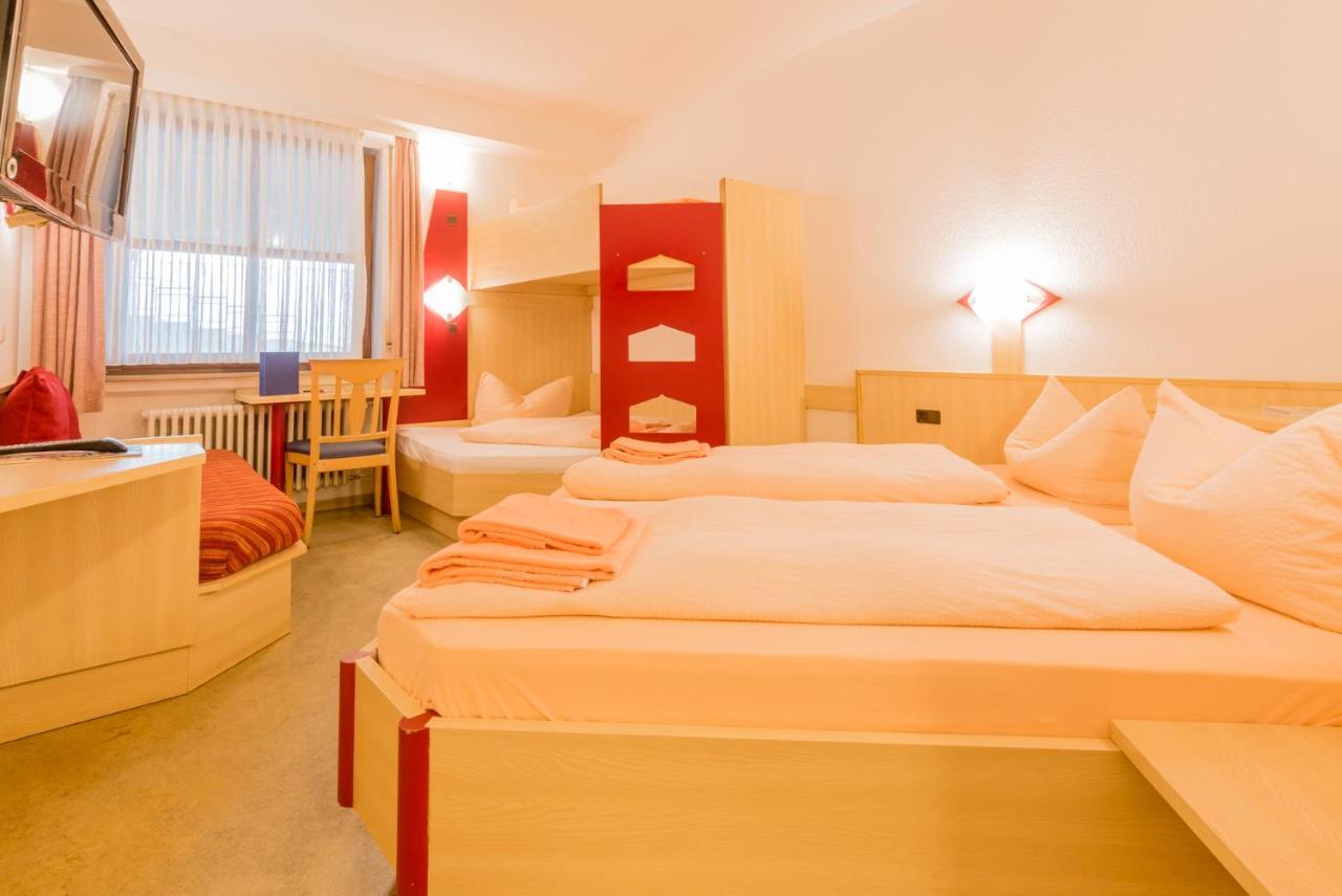 Hotel Restaurant Fallerhof Bad Krozingen Exteriör bild